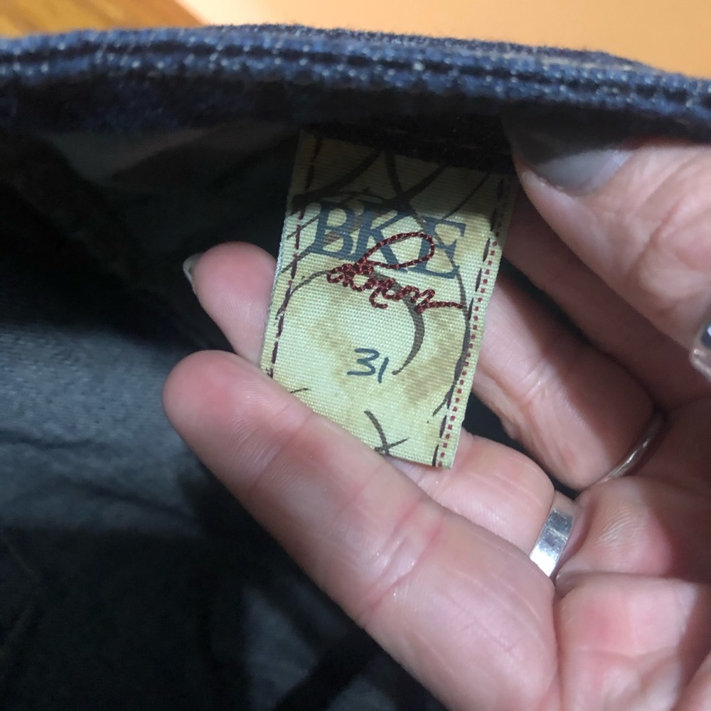 Bke Capris - image 4